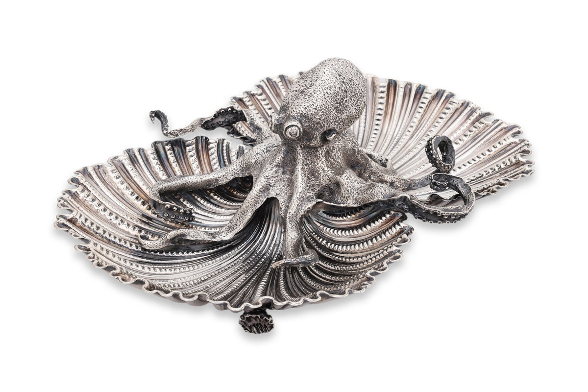 SECOND CHANCE - Interiors & Collectibles - September