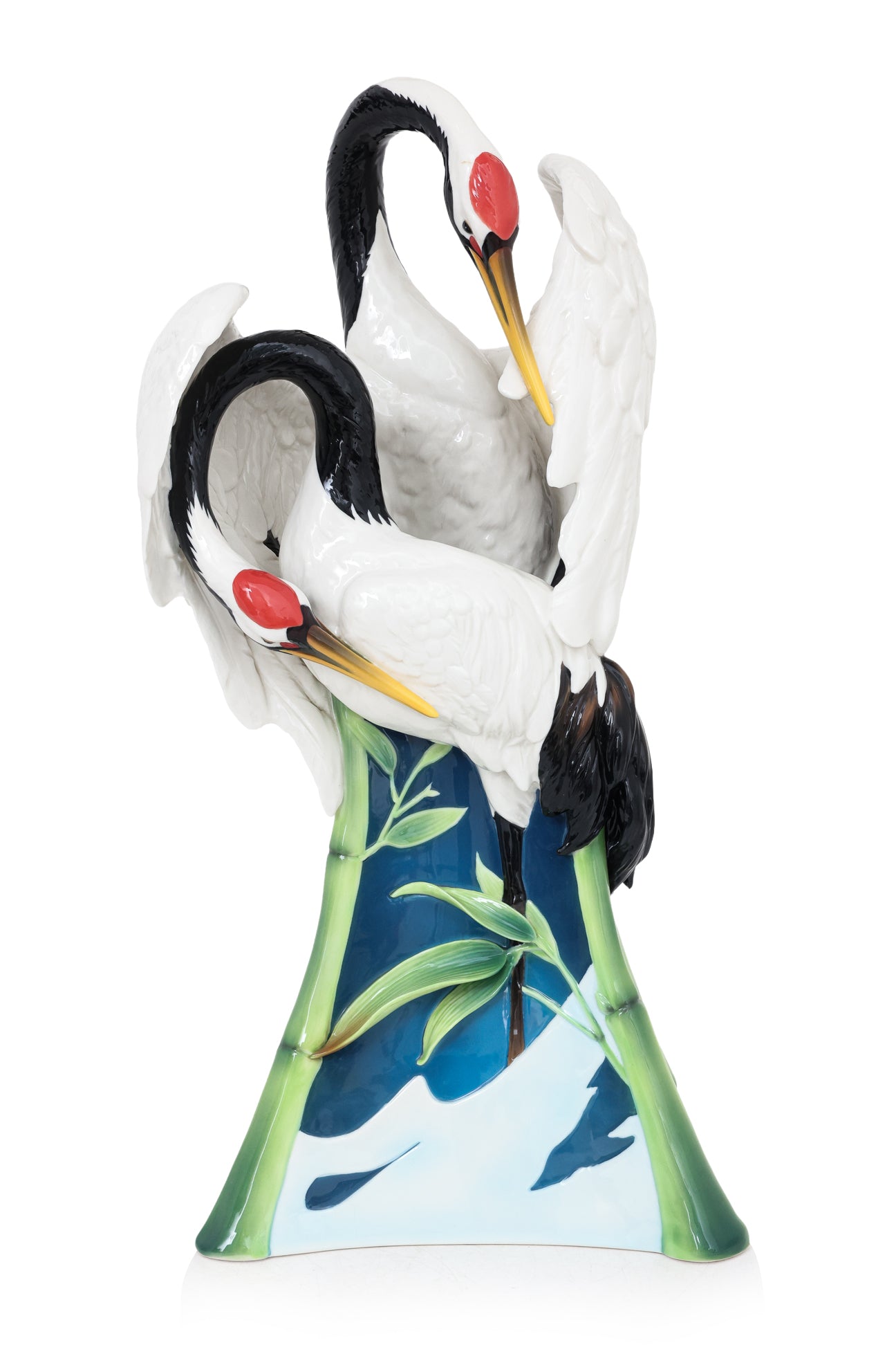 SECOND CHANCE - Interiors & Collectibles - April