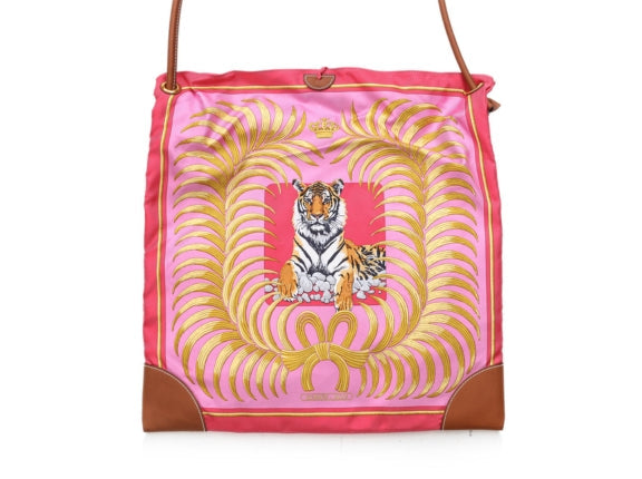 SECOND CHANCE - Collected Forms: Fashion as Art