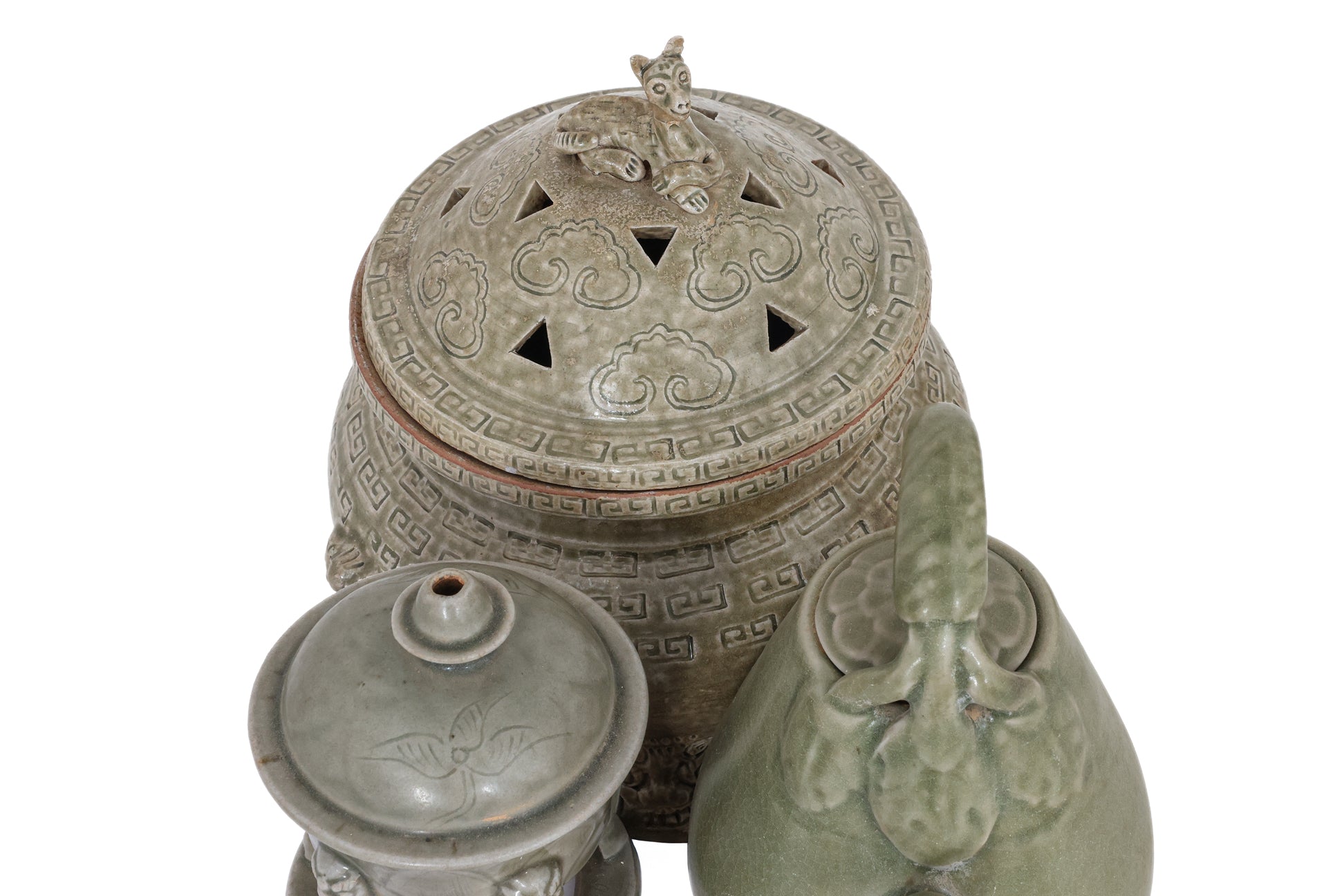 FOUR GLAZED CERAMIC ITEMS