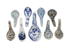 A GROUP OF 24 BLUE AND WHITE PORCELAIN SPOONS