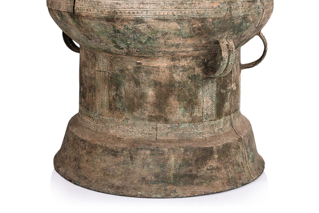 A LARGE VIETNAMESE BRONZE RAIN DRUM