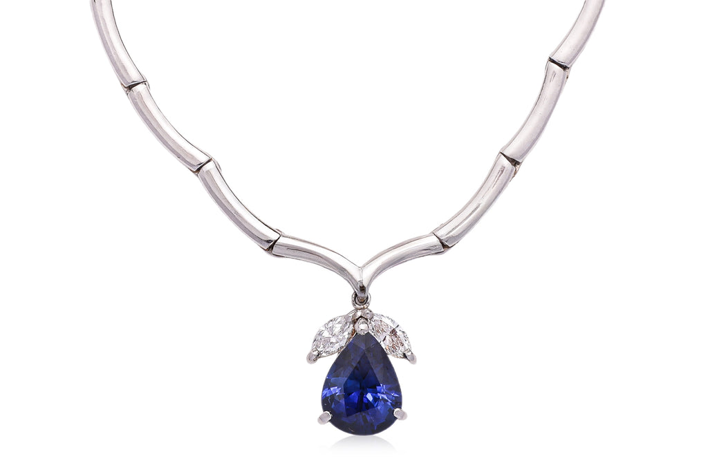 A BLUE SAPPHIRE AND DIAMOND NECKLACE