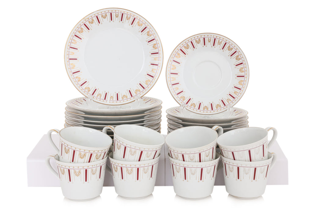 A NORITAKE 'REBECCA' PATTERN PART TEA SERVICE
