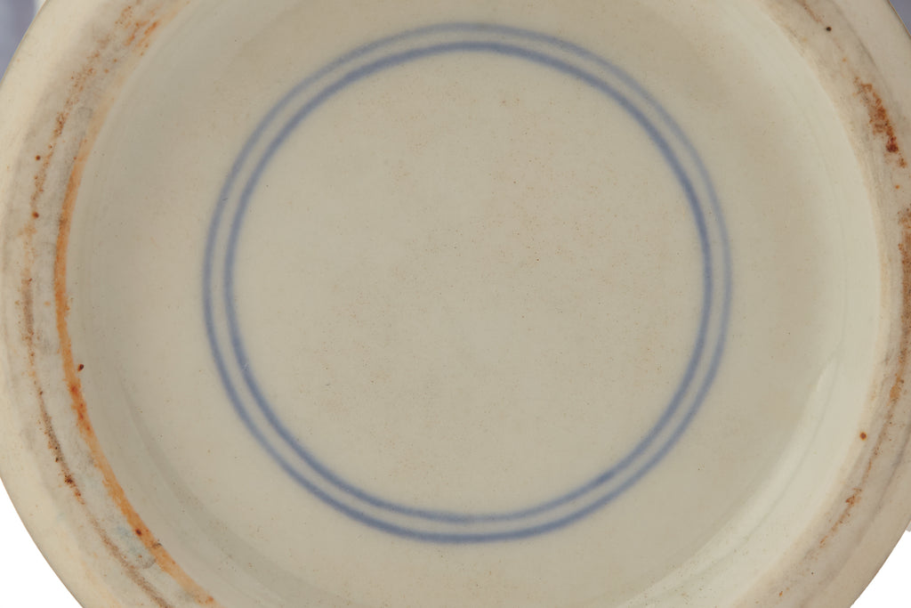 A BATAVIAN STYLE BLUE AND WHITE BALUSTER VASE