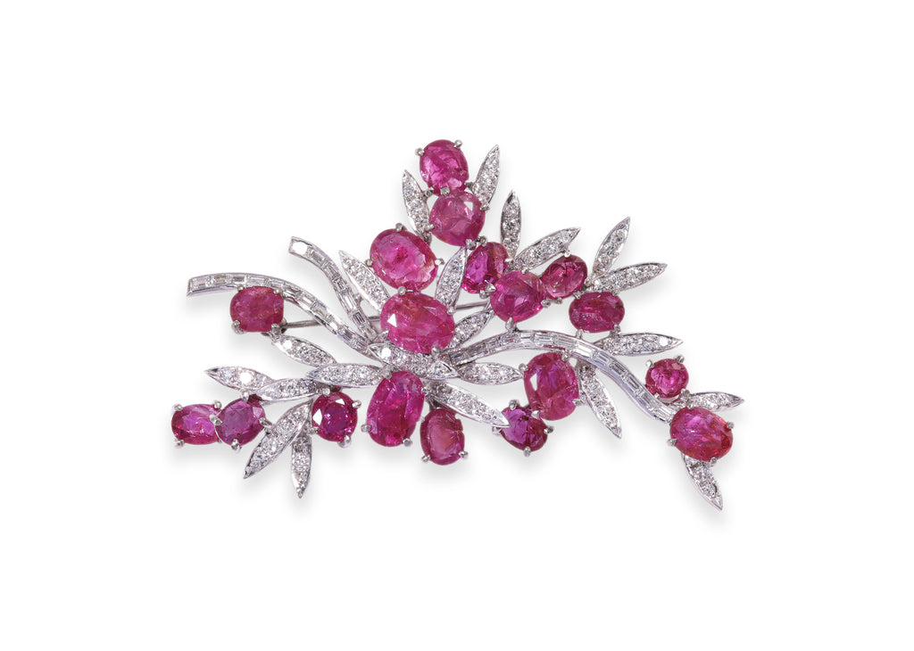 A UNHEATED BURMESE RUBY AND DIAMOND BROOCH