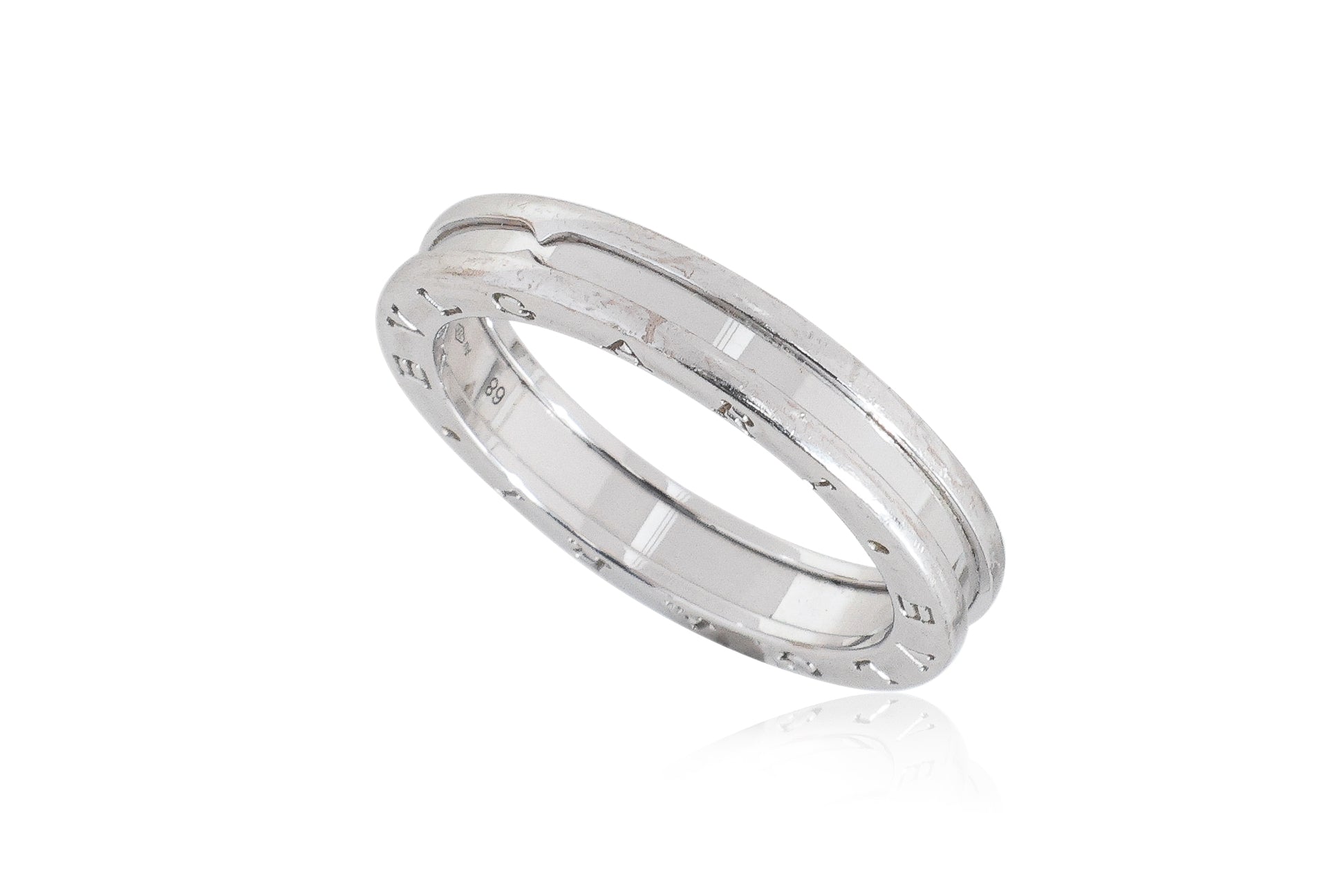 BULGARI - A WHITE GOLD 'B.ZERO1' SINGLE BAND RING