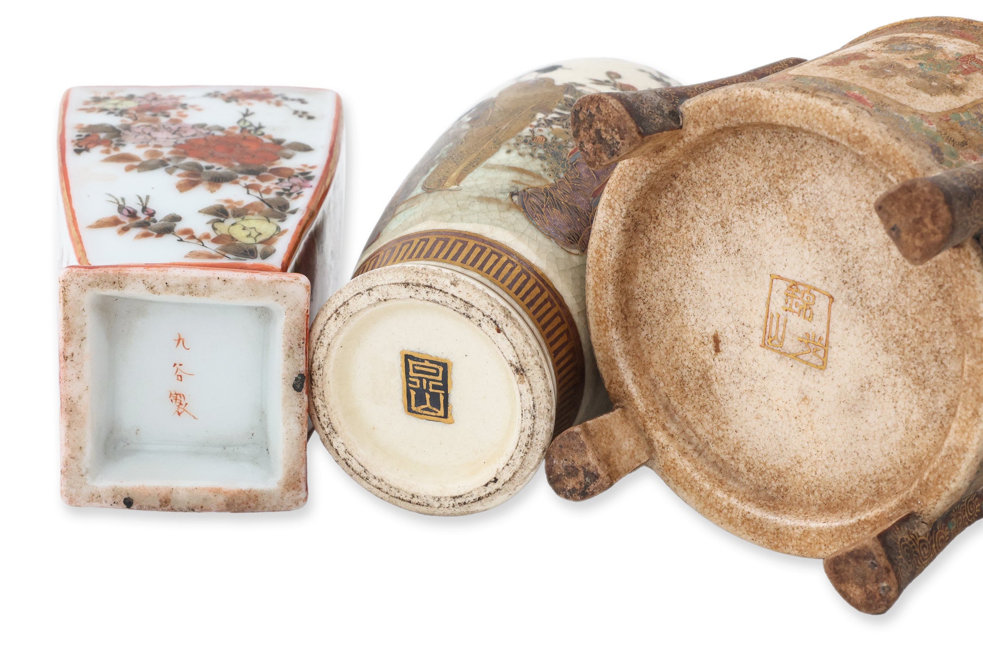 A GROUP OF MINIATURE JAPANESE CERAMICS