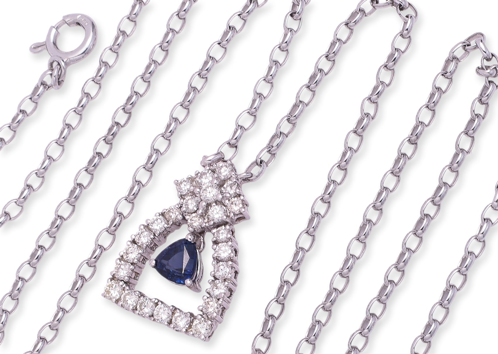 A SAPPHIRE AND DIAMOND NECKLACE