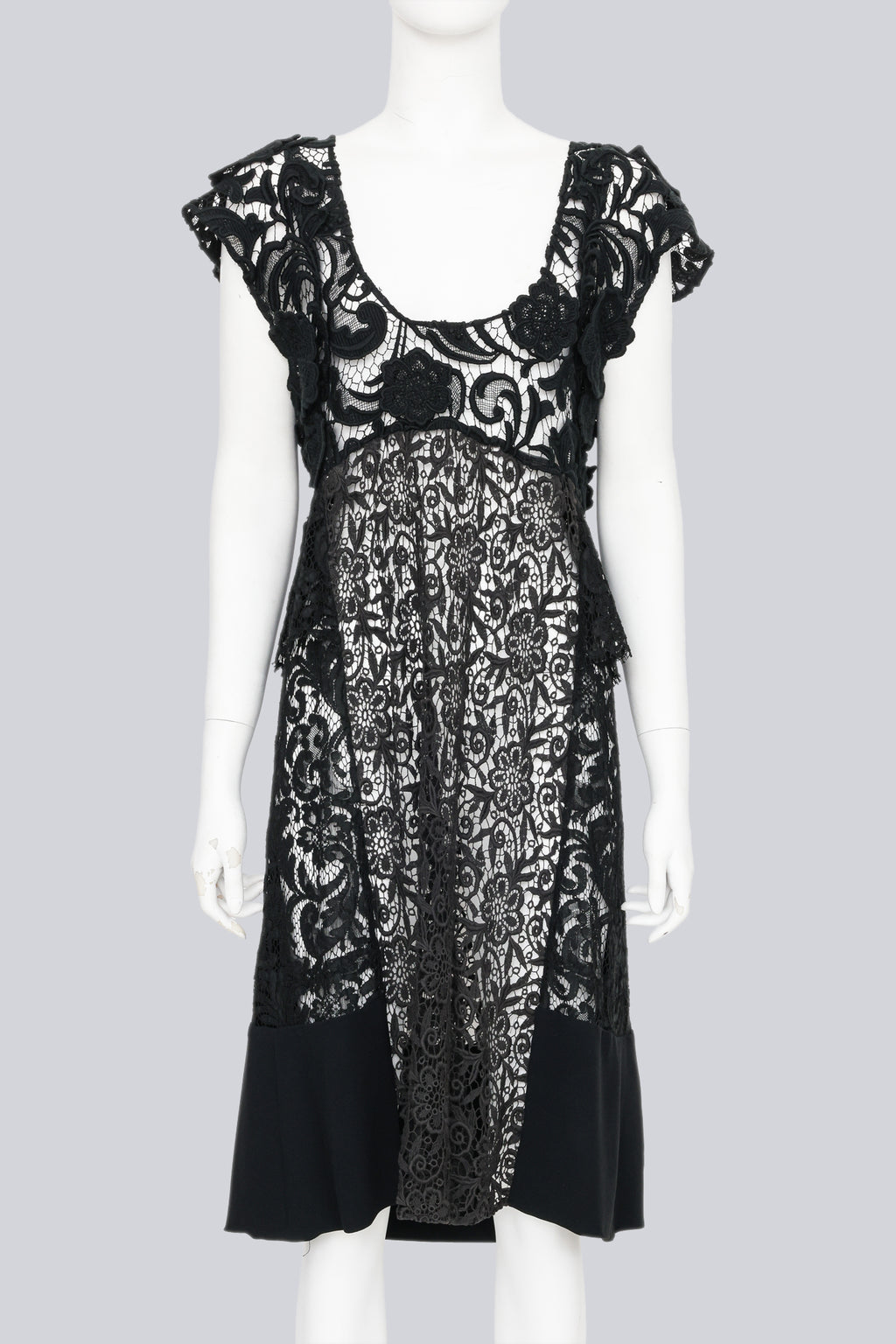 PRADA - A 2008 BLACK COTTON BLEND HEAVY LACE APPLIQUE PANELLED DRESS