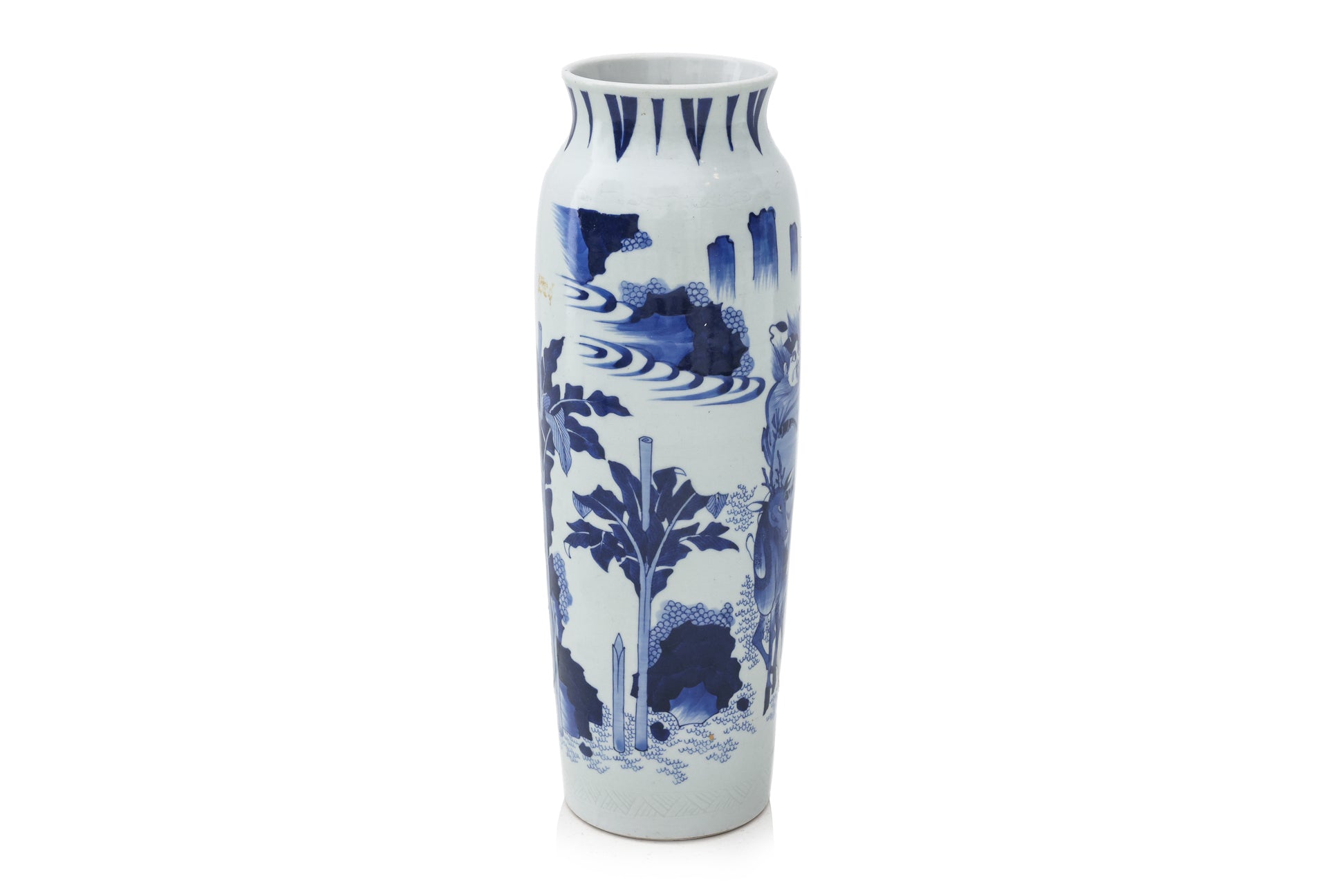 A BLUE AND WHITE 'ZHONG KUI' SLEEVE VASE