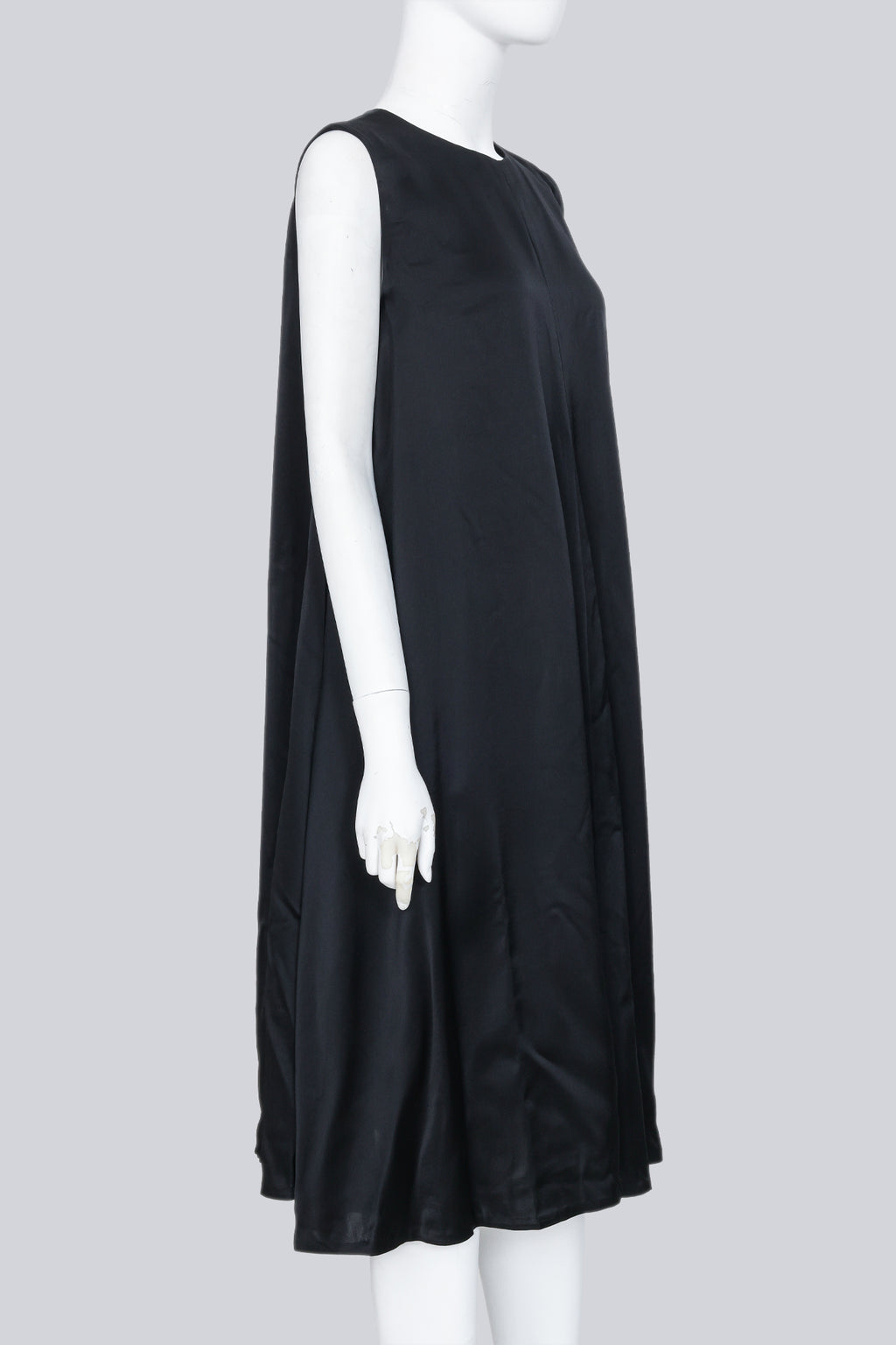 NOIR KEI NINOMIYA - A BLACK SLEEVELESS DRESS