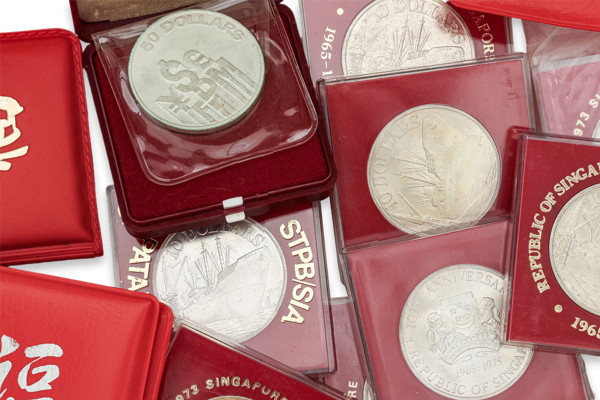 SINGAPORE, A GROUP OF SILVER COMMEMORATIVE COINS (18)