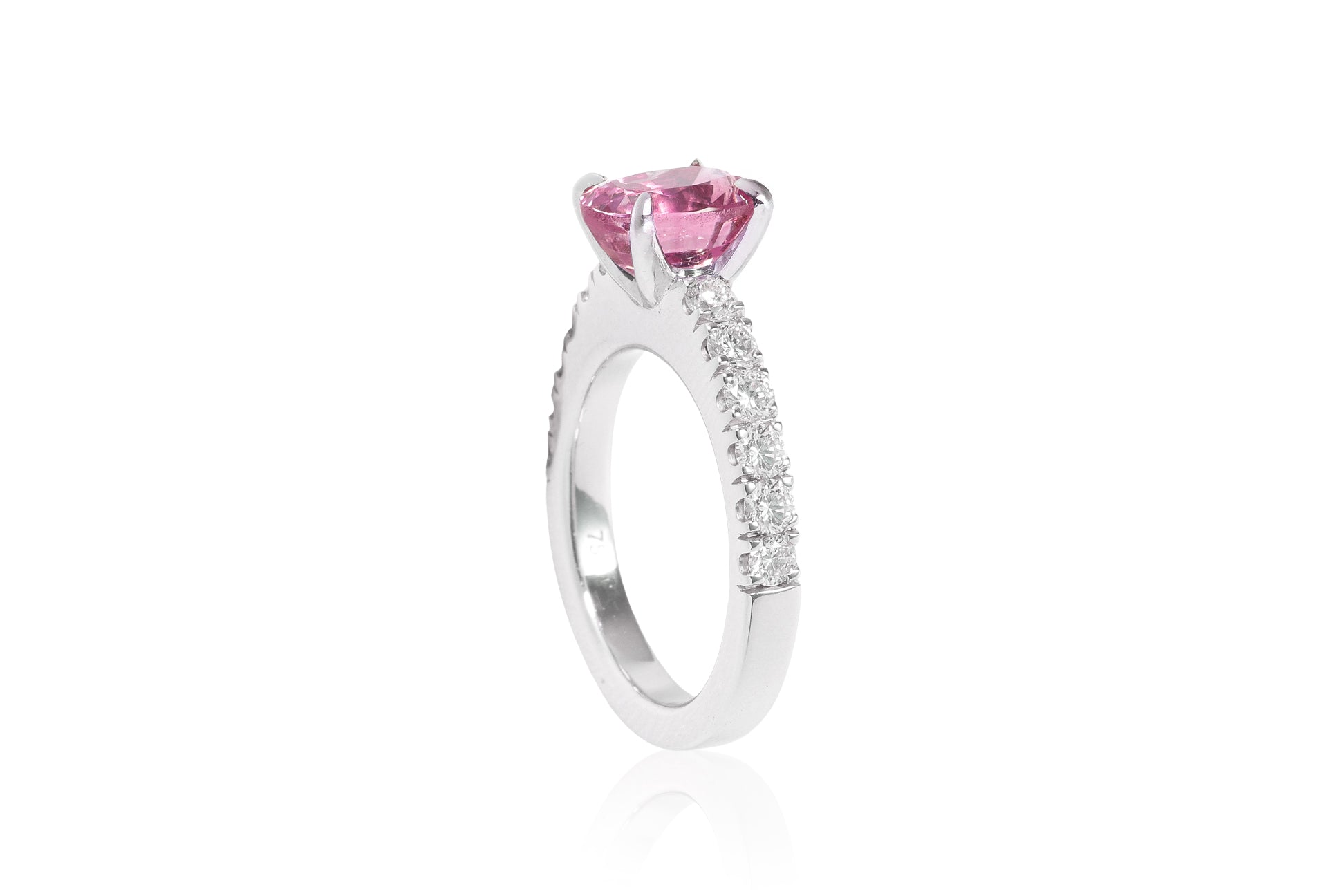 A PINK TOURMALINE AND DIAMOND RING