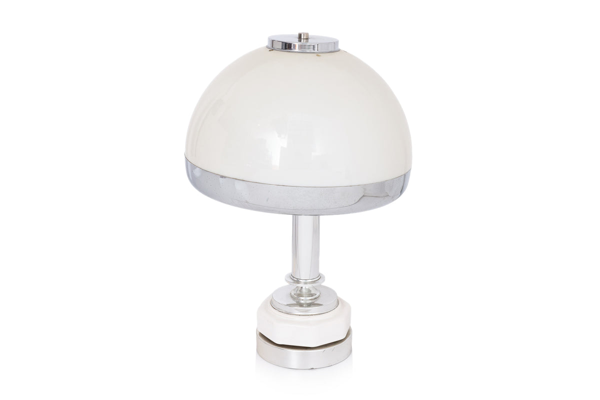A CONTEMPORARY TABLE LAMP