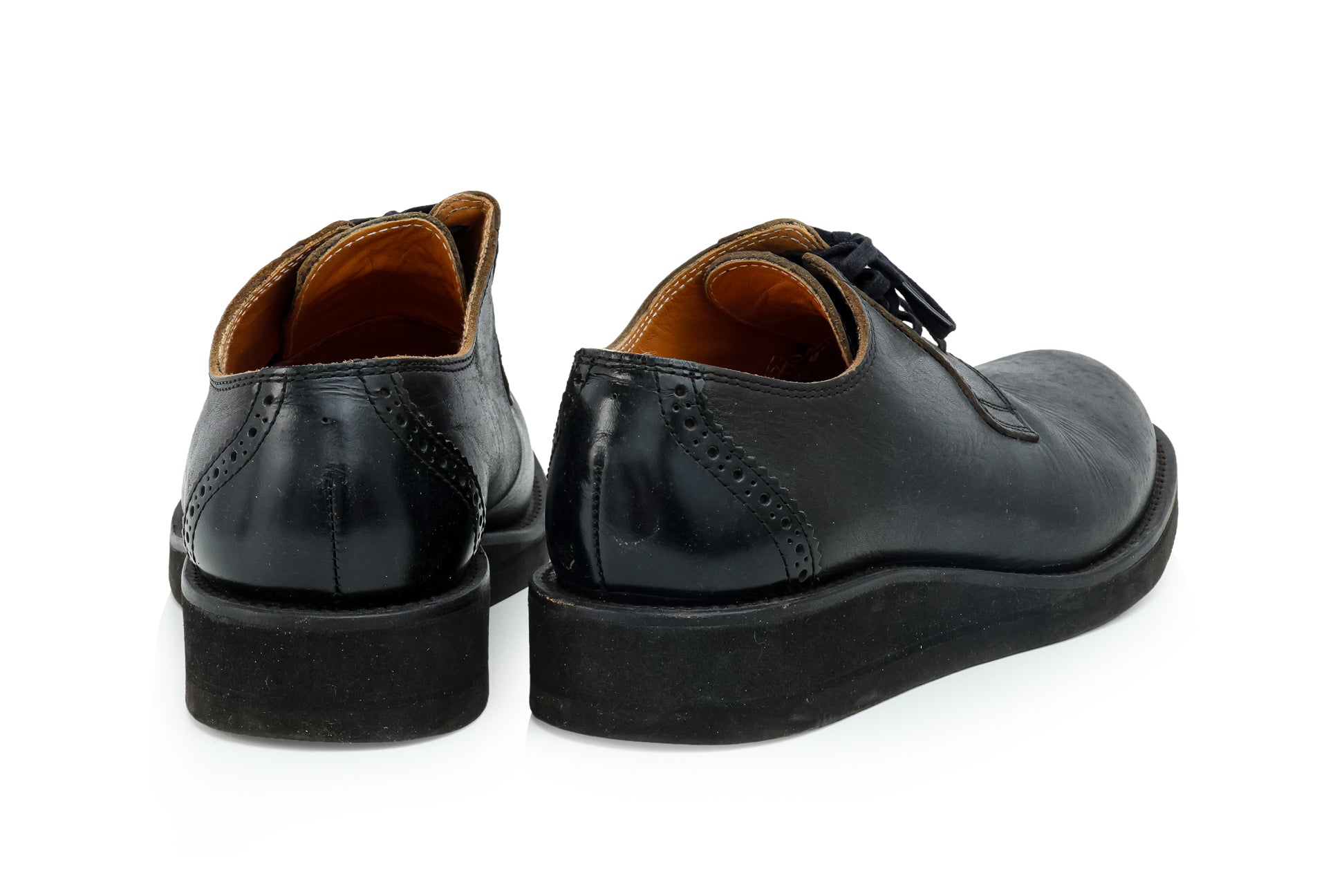 COMME DES GARÇONS - A PAIR OF BLACK LEATHER DERBY SHOES