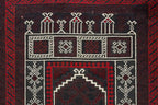 A TRIBAL WOOL PRAYER RUG (136 x 80cm)
