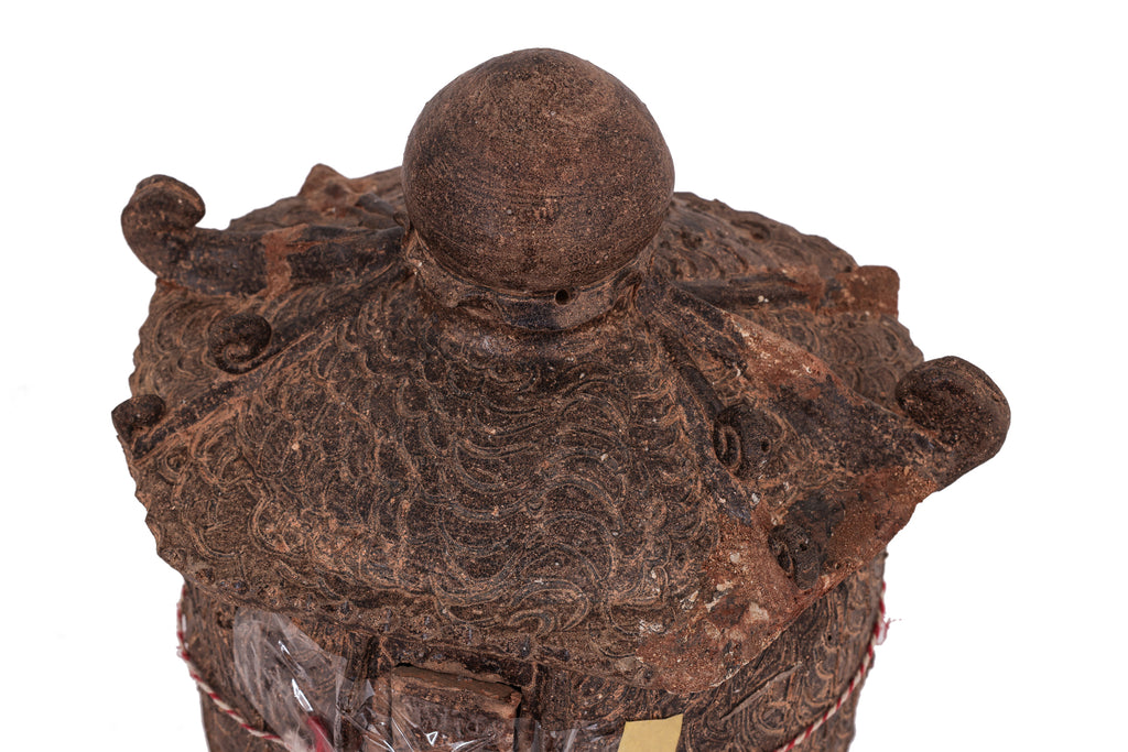 A STONEWARE GRANARY JAR