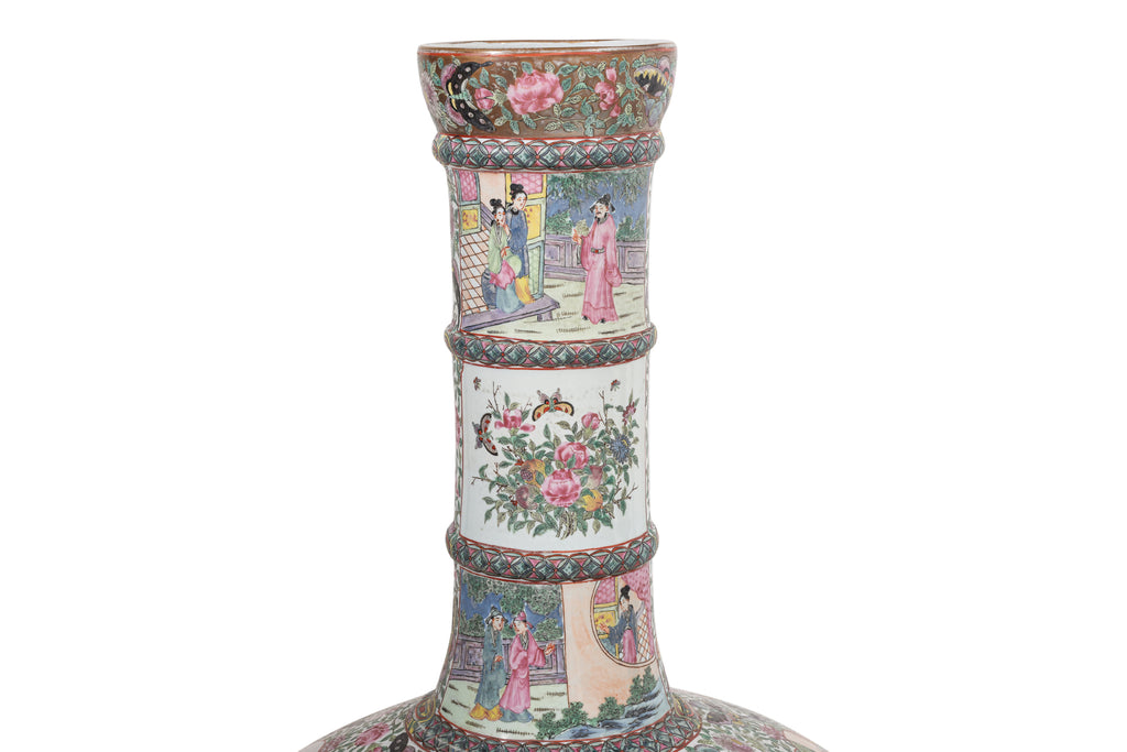 A VERY LARGE PAIR OF FAMILLE ROSE MANDARIN PORCELAIN VASES