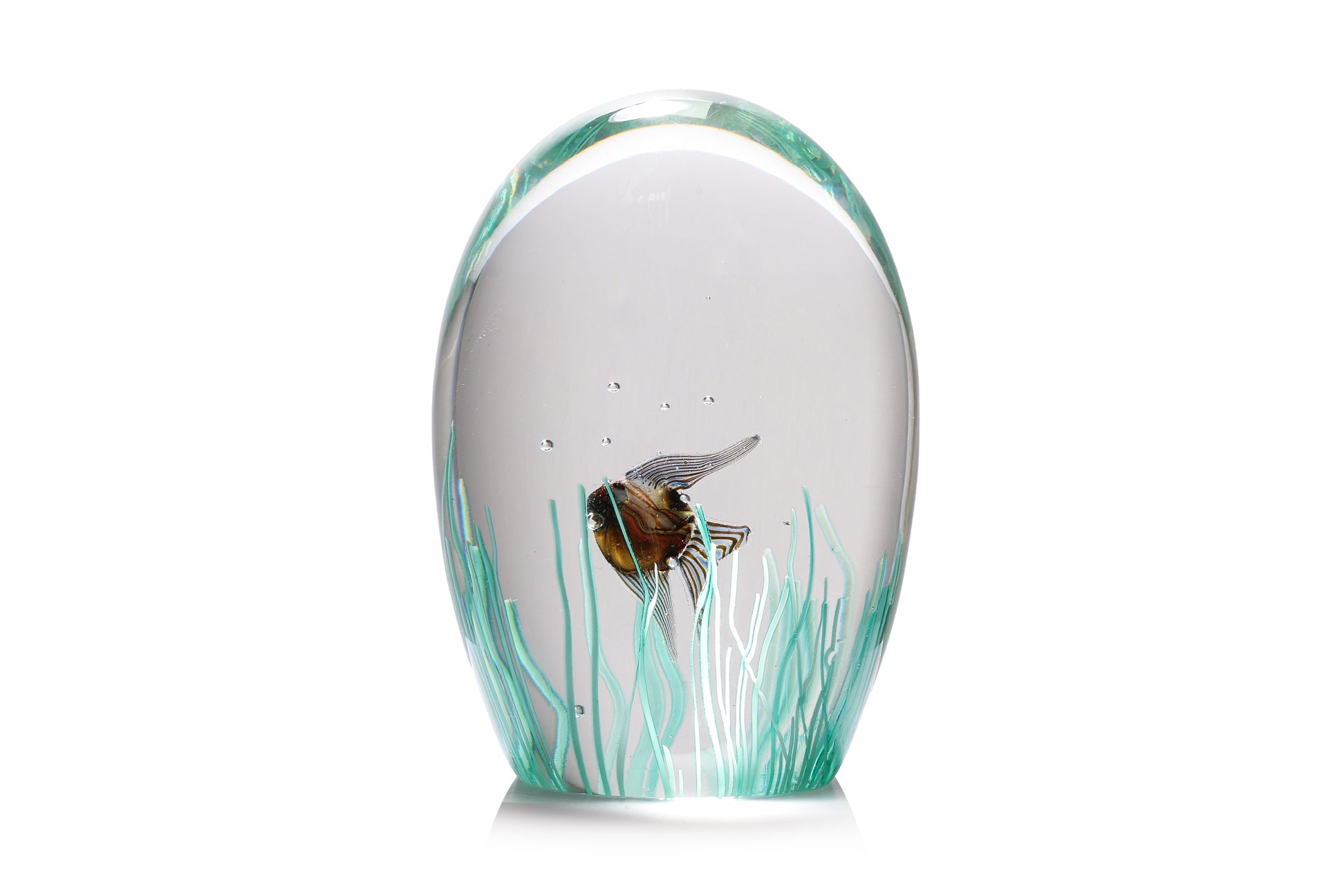 A LARGE ART GLASS PAPERWEIGHT IN THE MANNER OF CENEDESE