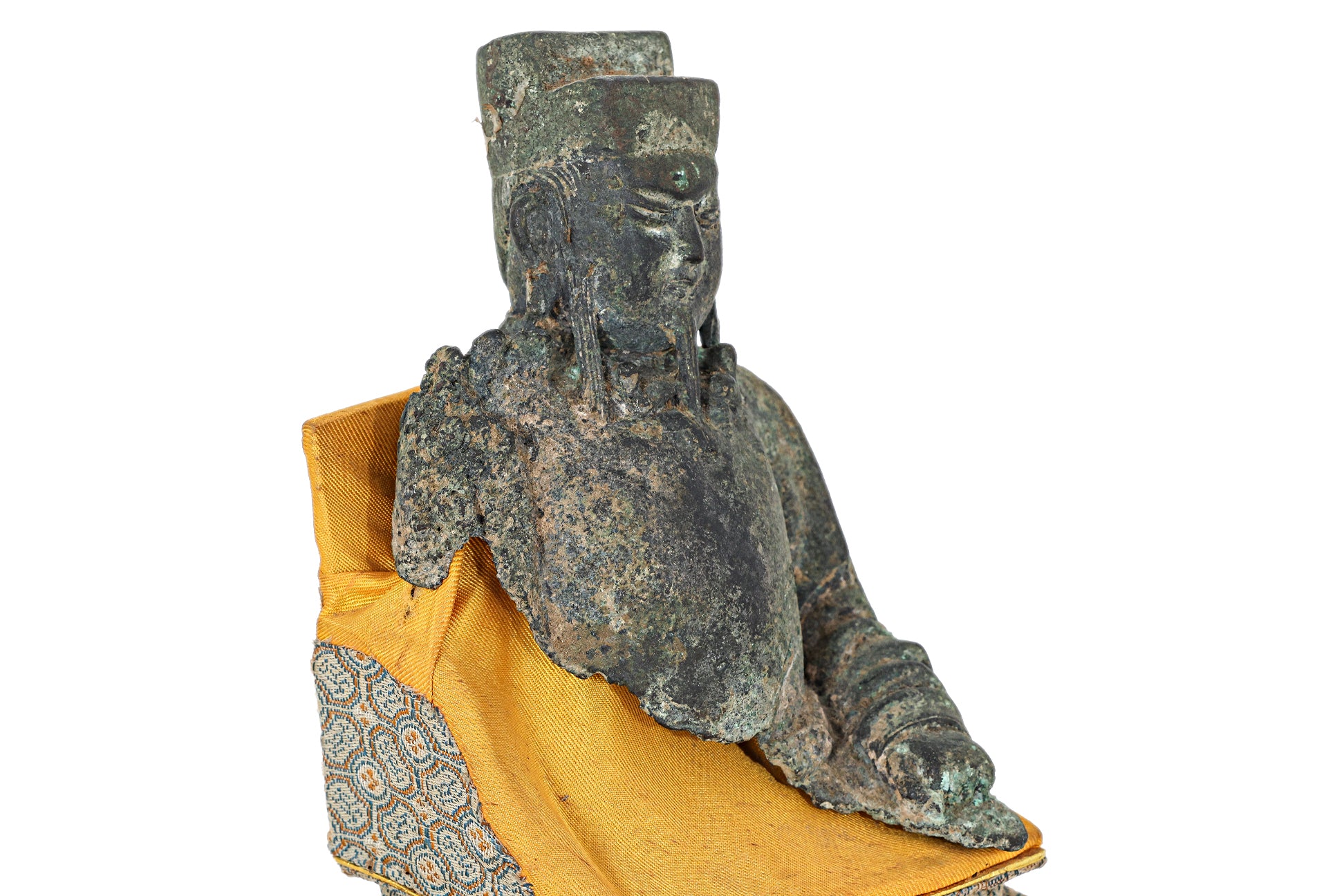 A BRONZE GUAN DI FIGURAL FRAGMENT