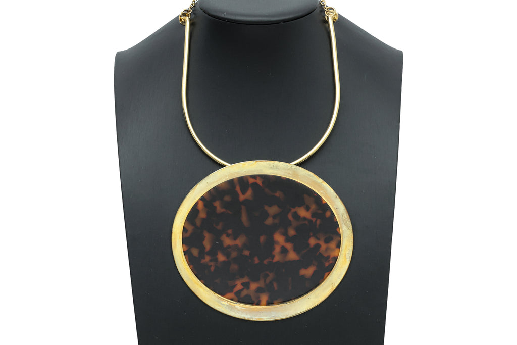 CARVEN - A FAUX TORTOISESHELL STATEMENT NECKLACE
