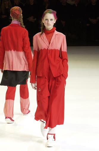 Y'S YOHJI YAMAMOTO - A RED BELTED CARGO SKIRT