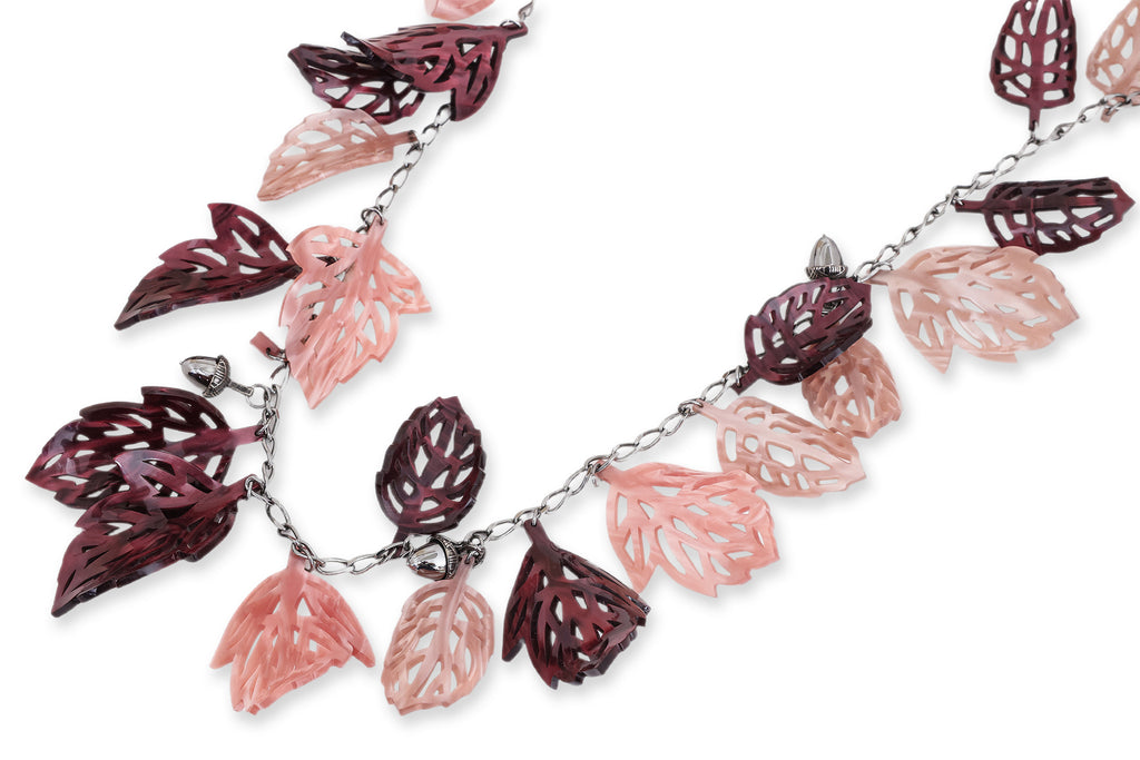 BURBERRY -  A LEAF AND ACORN NECKLACE