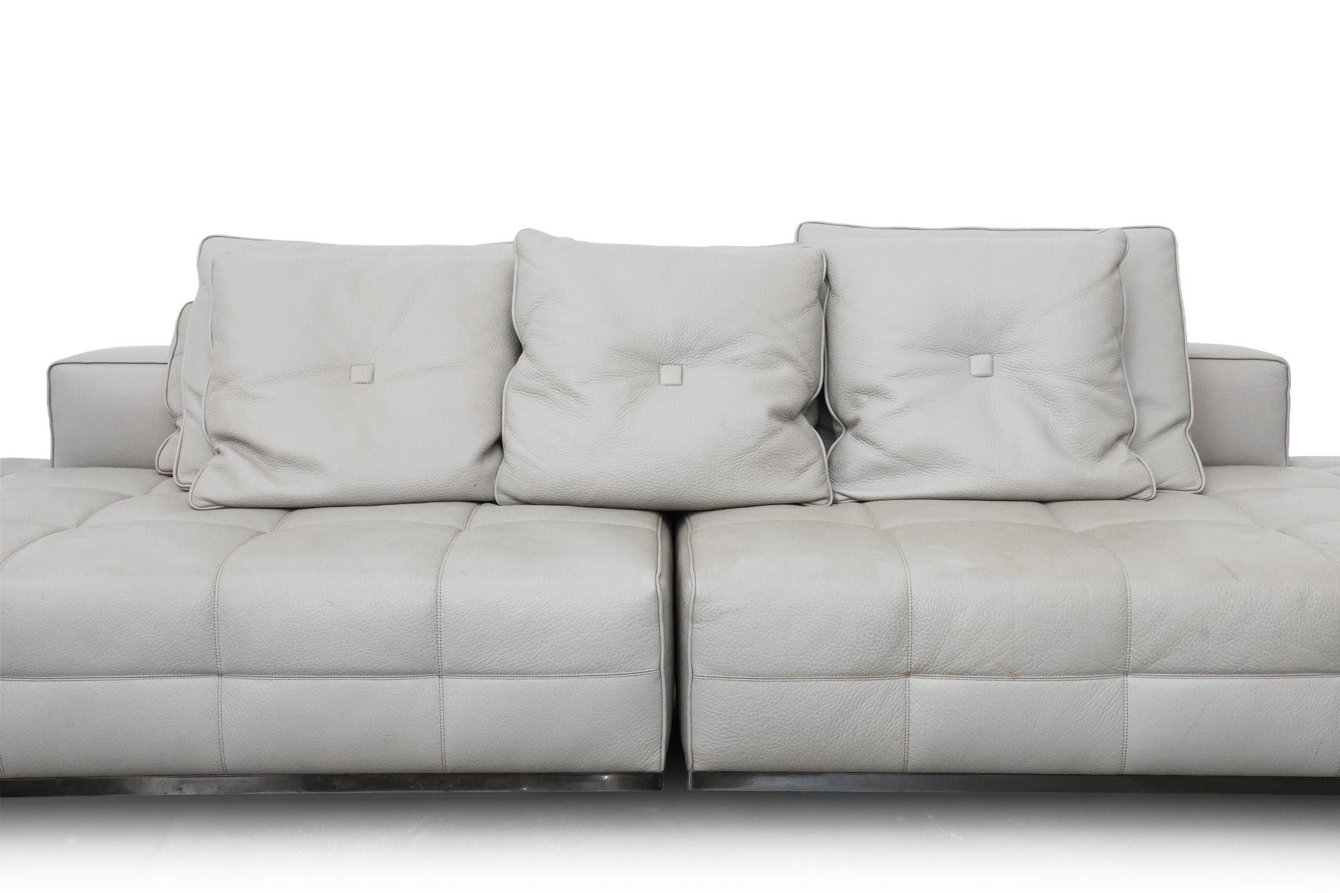 A MINOTTI CONTEMPORARY TWO PIECE LEATHER SOFA