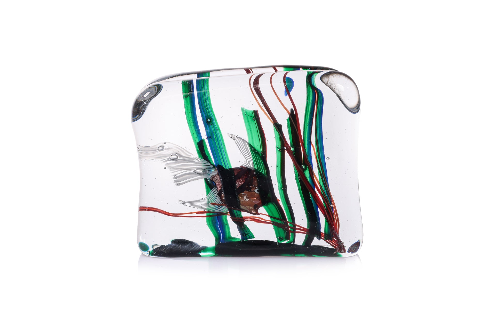 A GLASS AQUARIUM PAPERWEIGHT IN THE MANNER OF CENEDESE