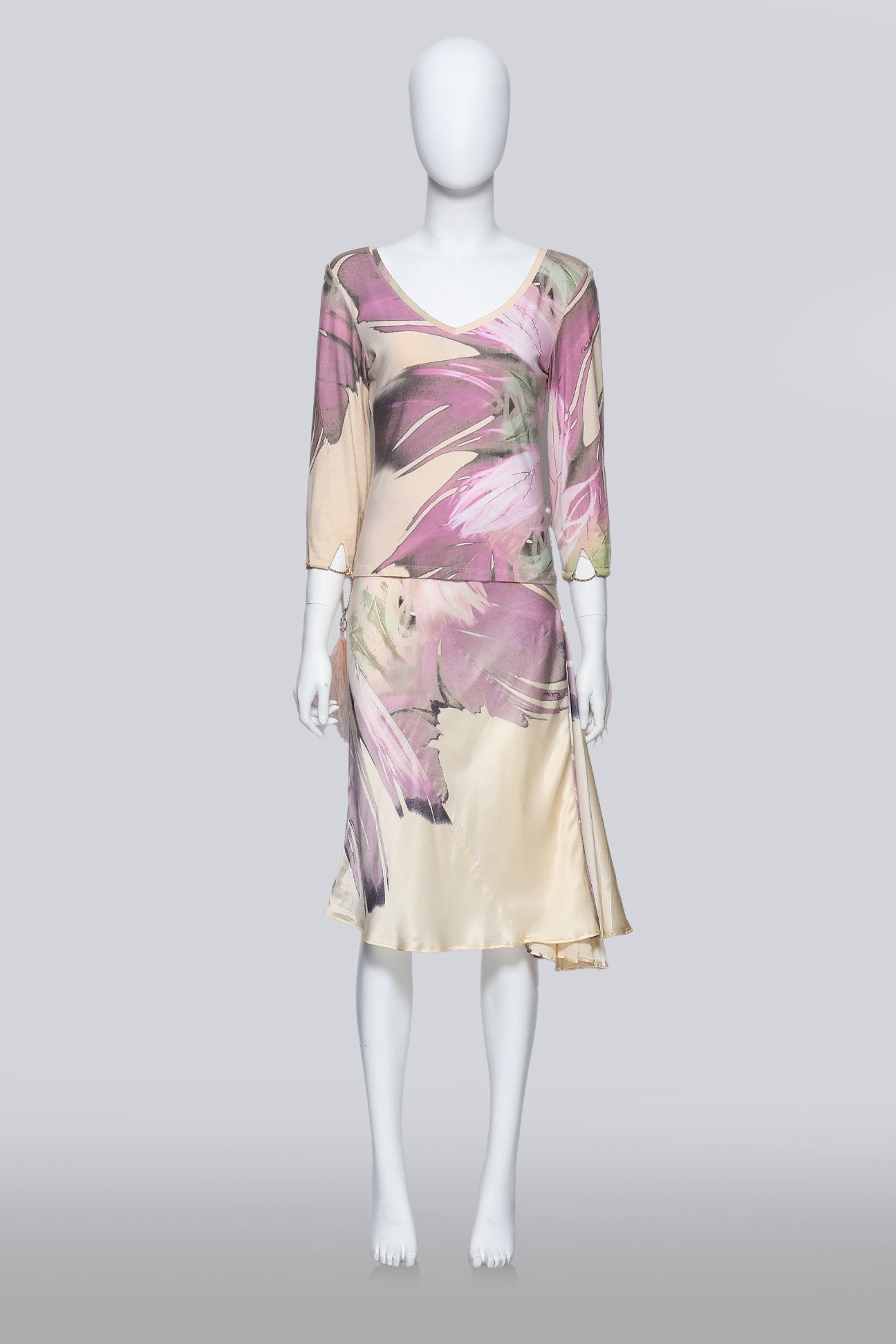 ROBERTO CAVALLI - A FEATHER PRINT SET