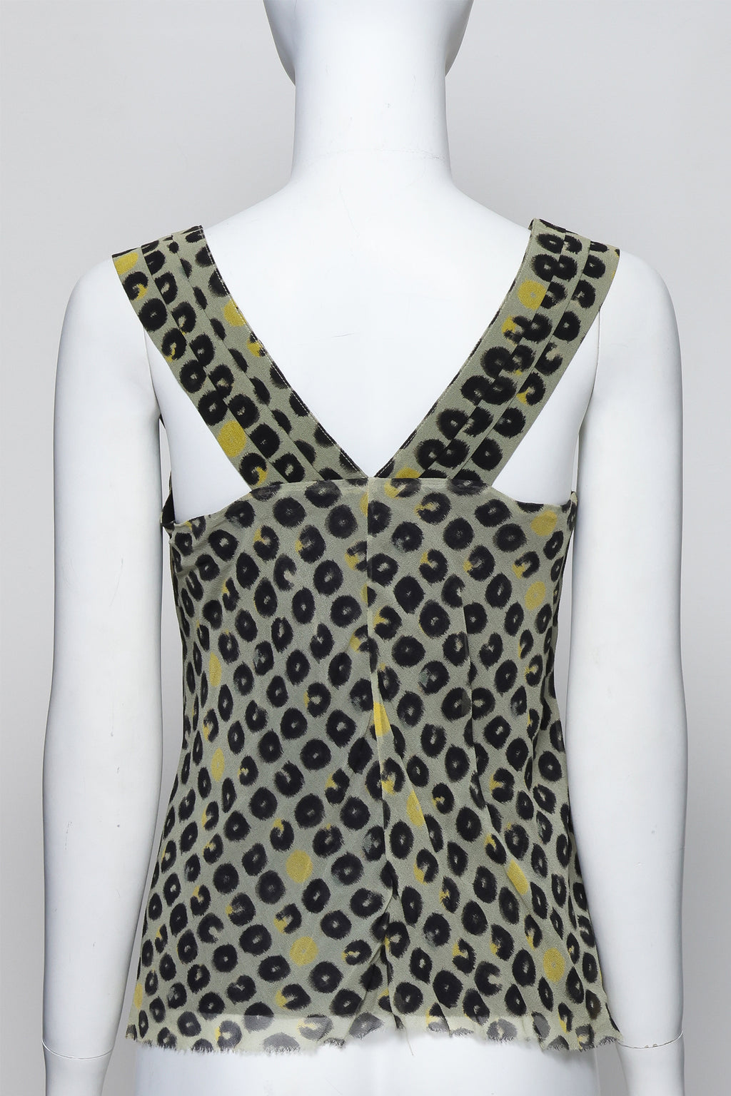AKIRA - A SPOTTED PRINT TOP