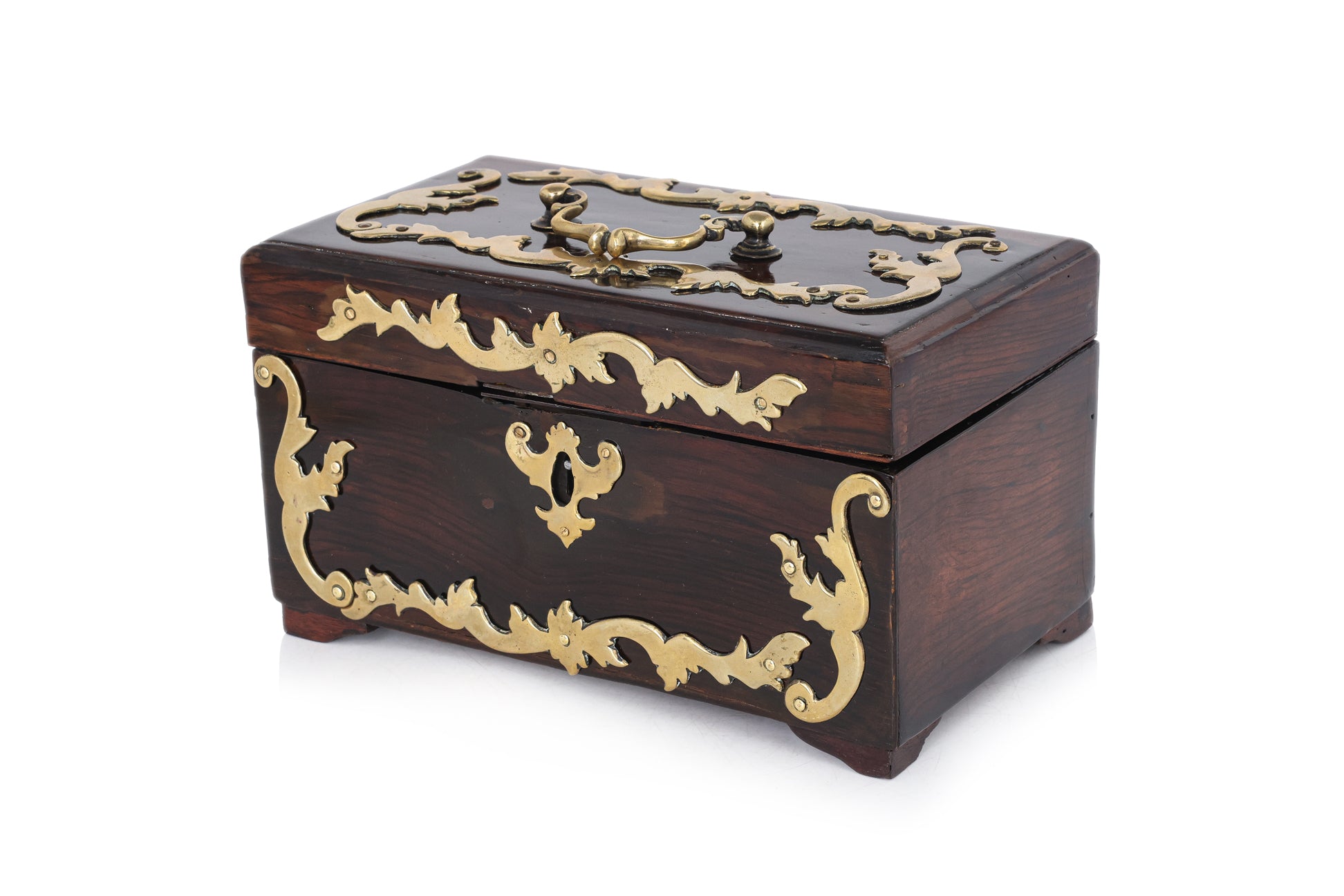 A GEORGE III WALNUT AND BRASS TEA CADDY