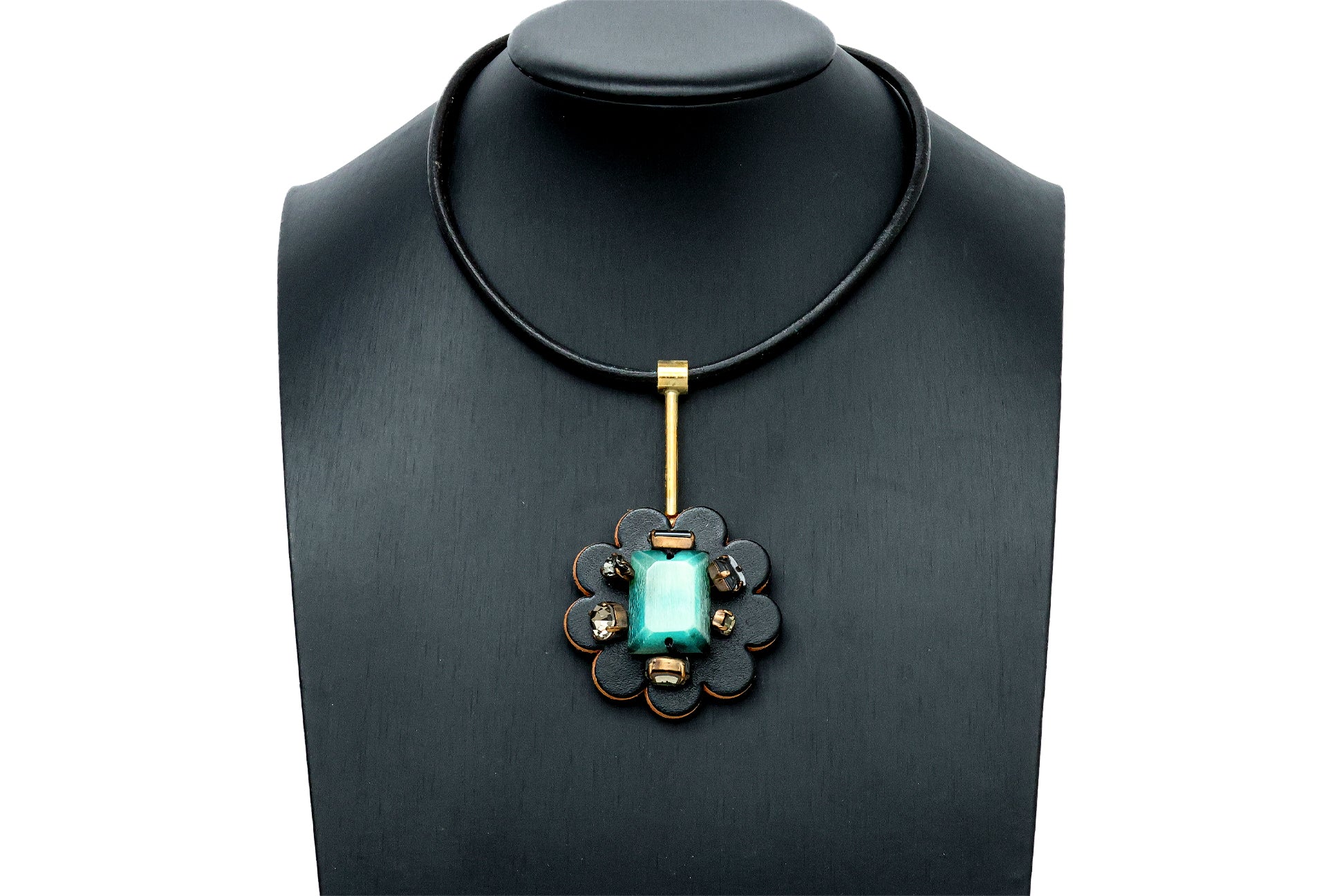 MARNI - A FLORAL STATEMENT NECKLACE