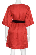 MARC JACOBS - A SHORT SLEEVE T-SHIRT DRESS WITH FLORAL VELVET BELT