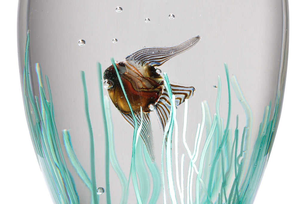 A LARGE ART GLASS PAPERWEIGHT IN THE MANNER OF CENEDESE