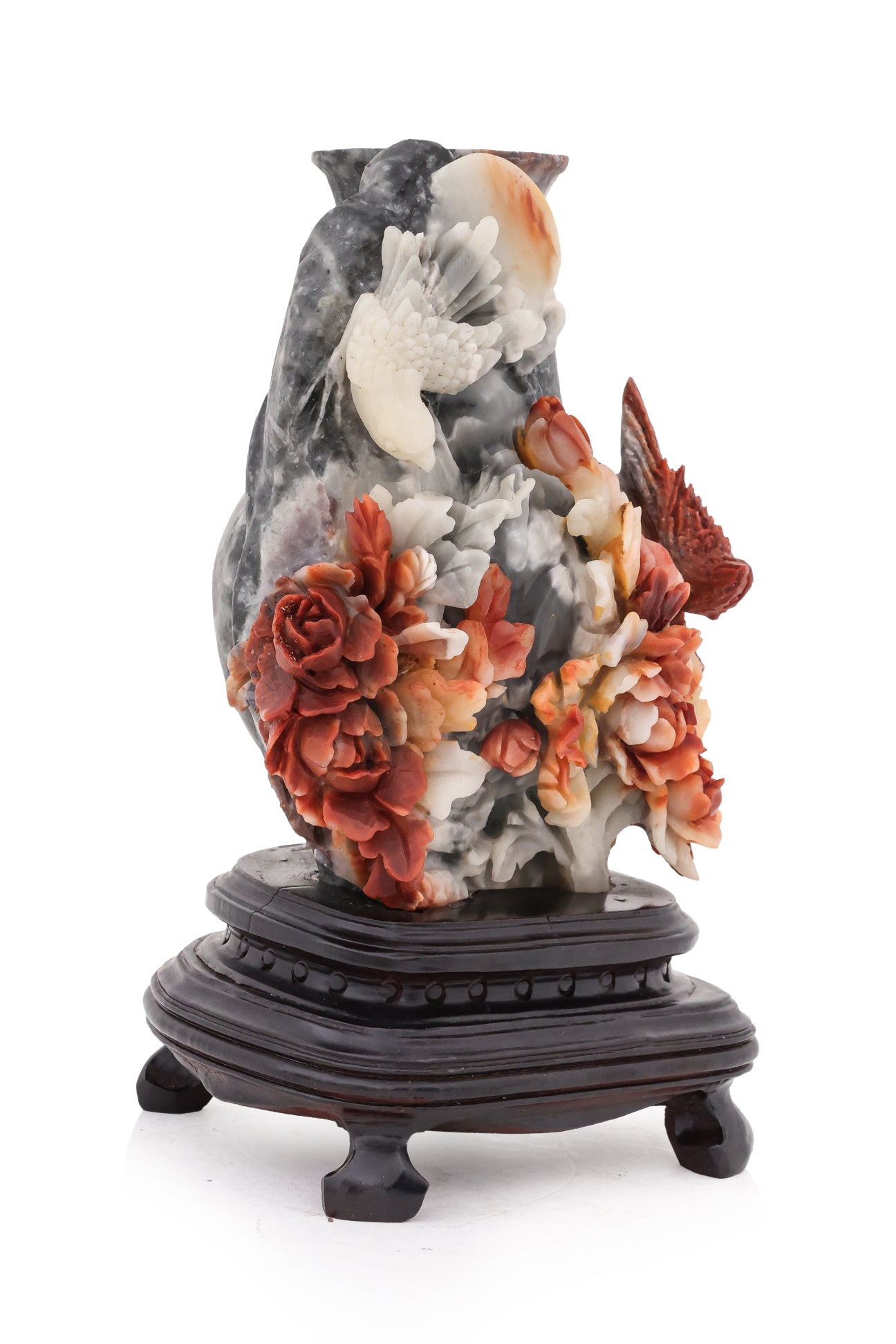 A SHOUSHAN STONE VASE WITH BIRDS AND PEONIES