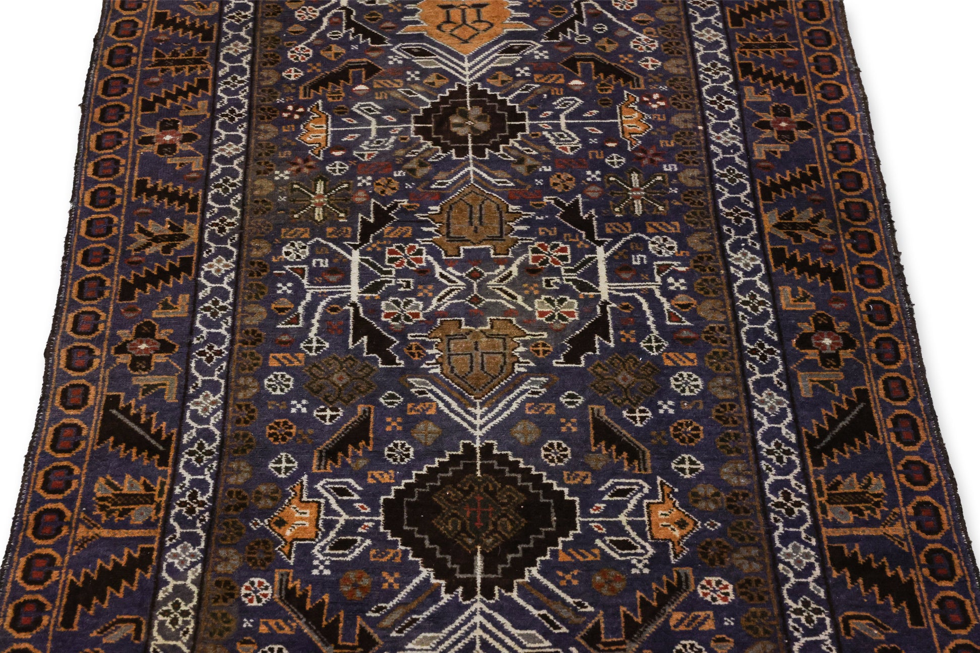 A CAUCASIAN WOOL RUG (200 X 110CM)