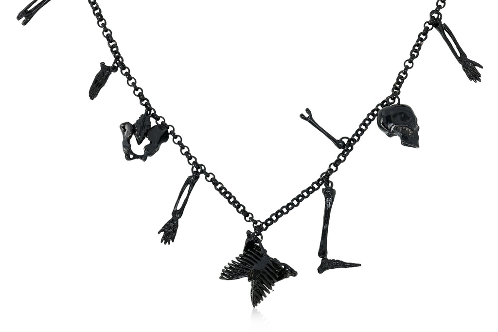 ALEXANDER MCQUEEN - A SKELETON NECKLACE