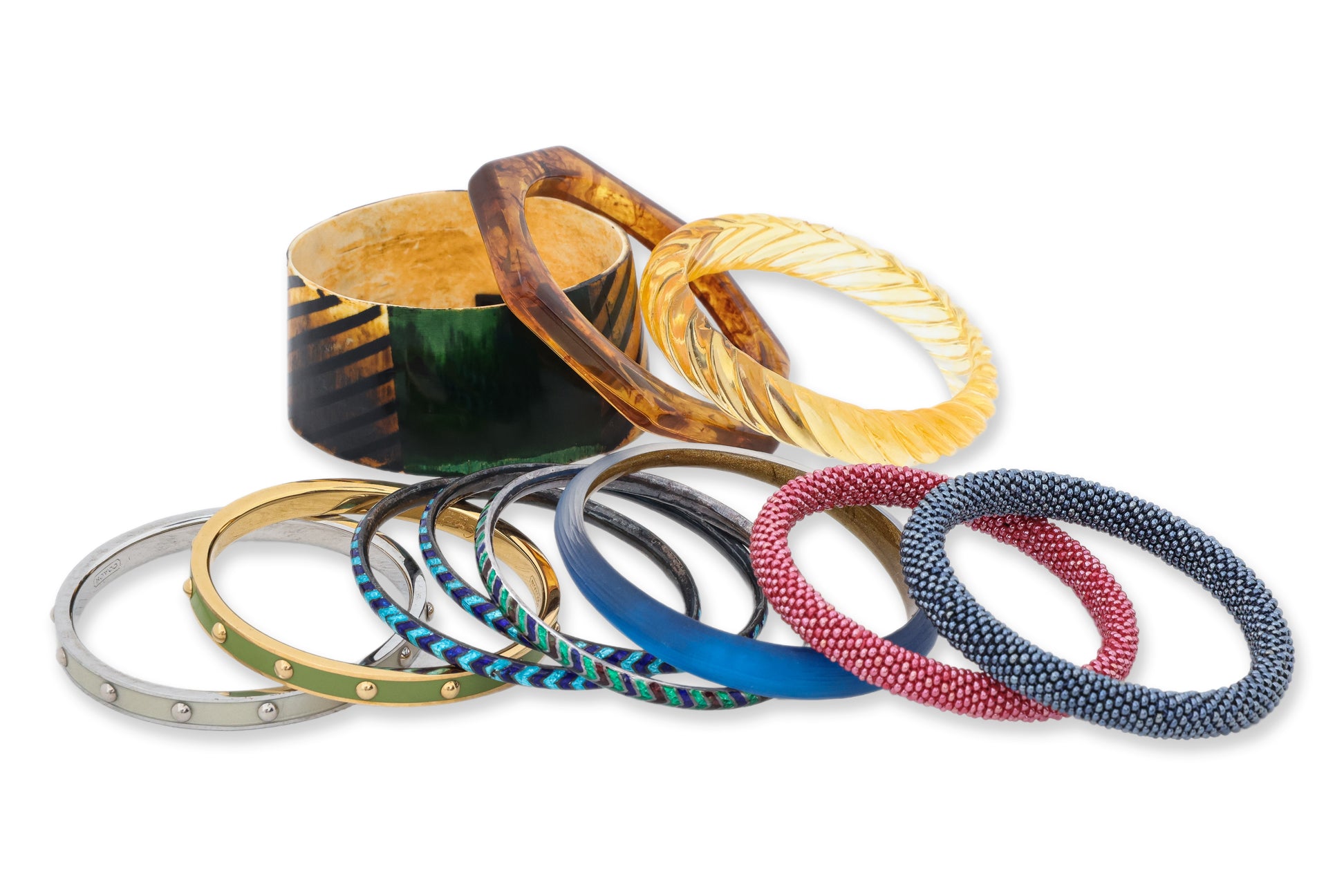 A GROUP OF ELEVEN ASSORTED BANGLES