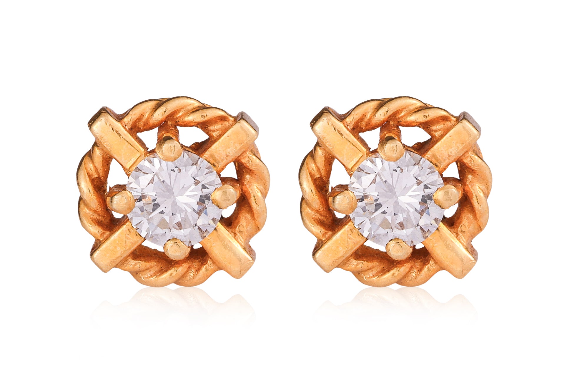 A PAIR OF HIGH KARAT GOLD DIAMOND STUD EARRINGS