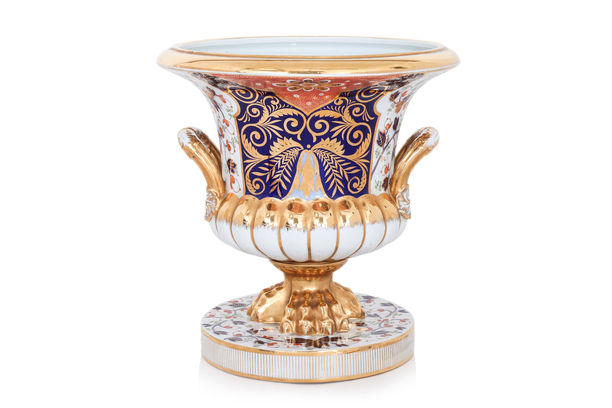 A LARGE IMARI PORCELAIN URN