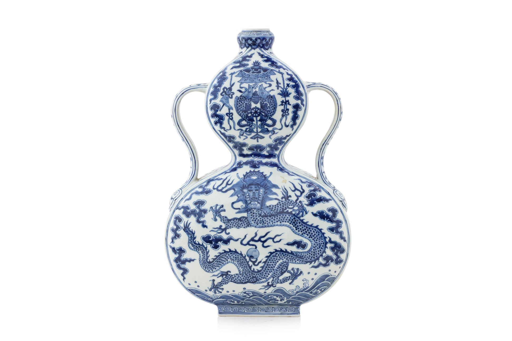 A BLUE AND WHITE DOUBLE-GOURD 'DRAGON' VASE