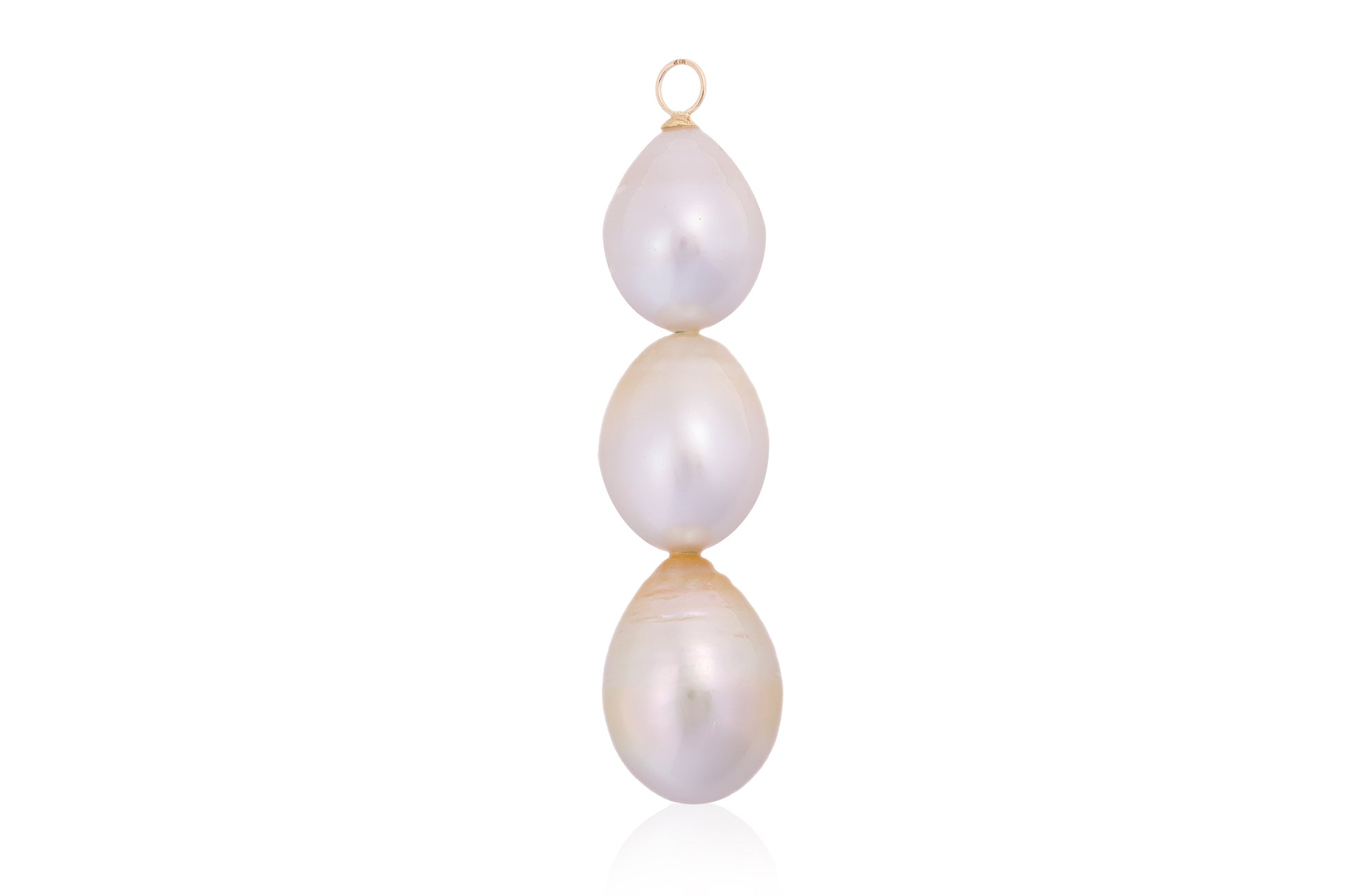 A SOUTH SEA CULTURED PEARL PENDANT