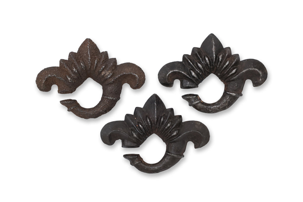A GROUP OF THREE SUMATRAN LEAD-ALLOY CURRENCY RINGS