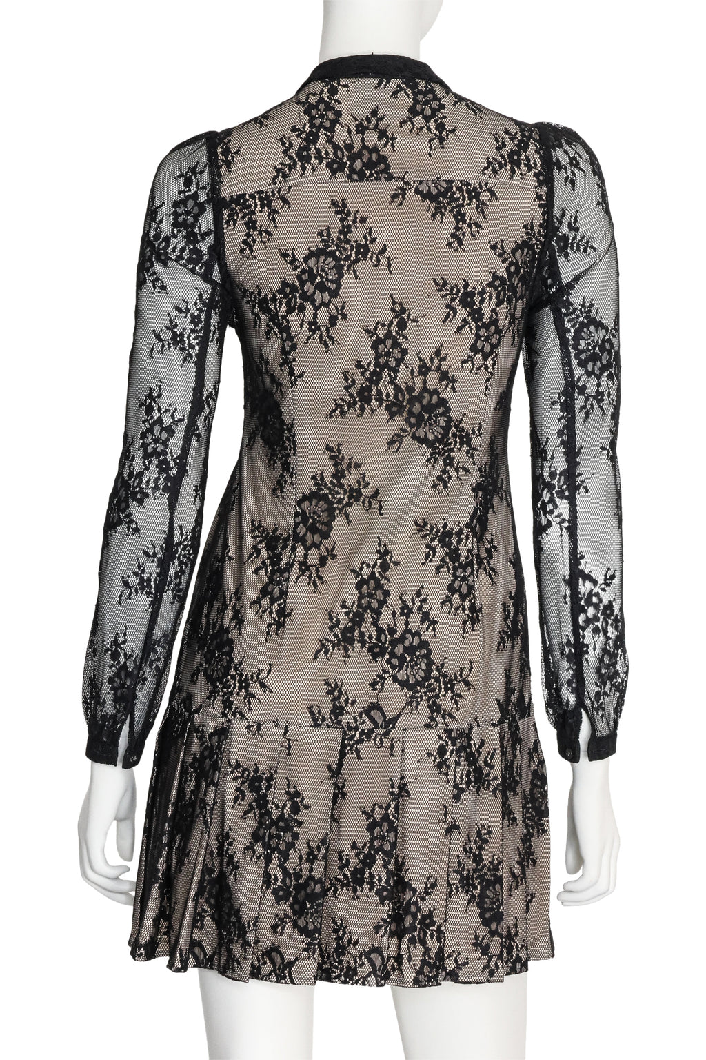 MCQ ALEXANDER MCQUEEN - A BLACK LACE OVERLAY DRESS