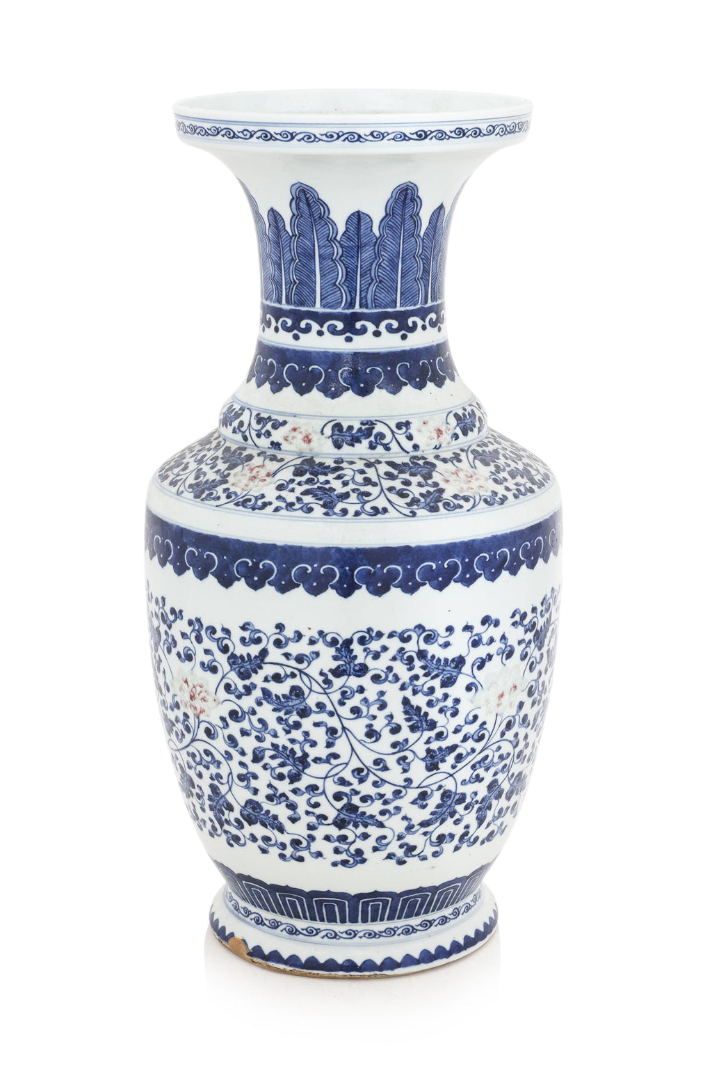 A LARGE BLUE WHITE AND RED UNDERGLAZE PORCELAIN VASE