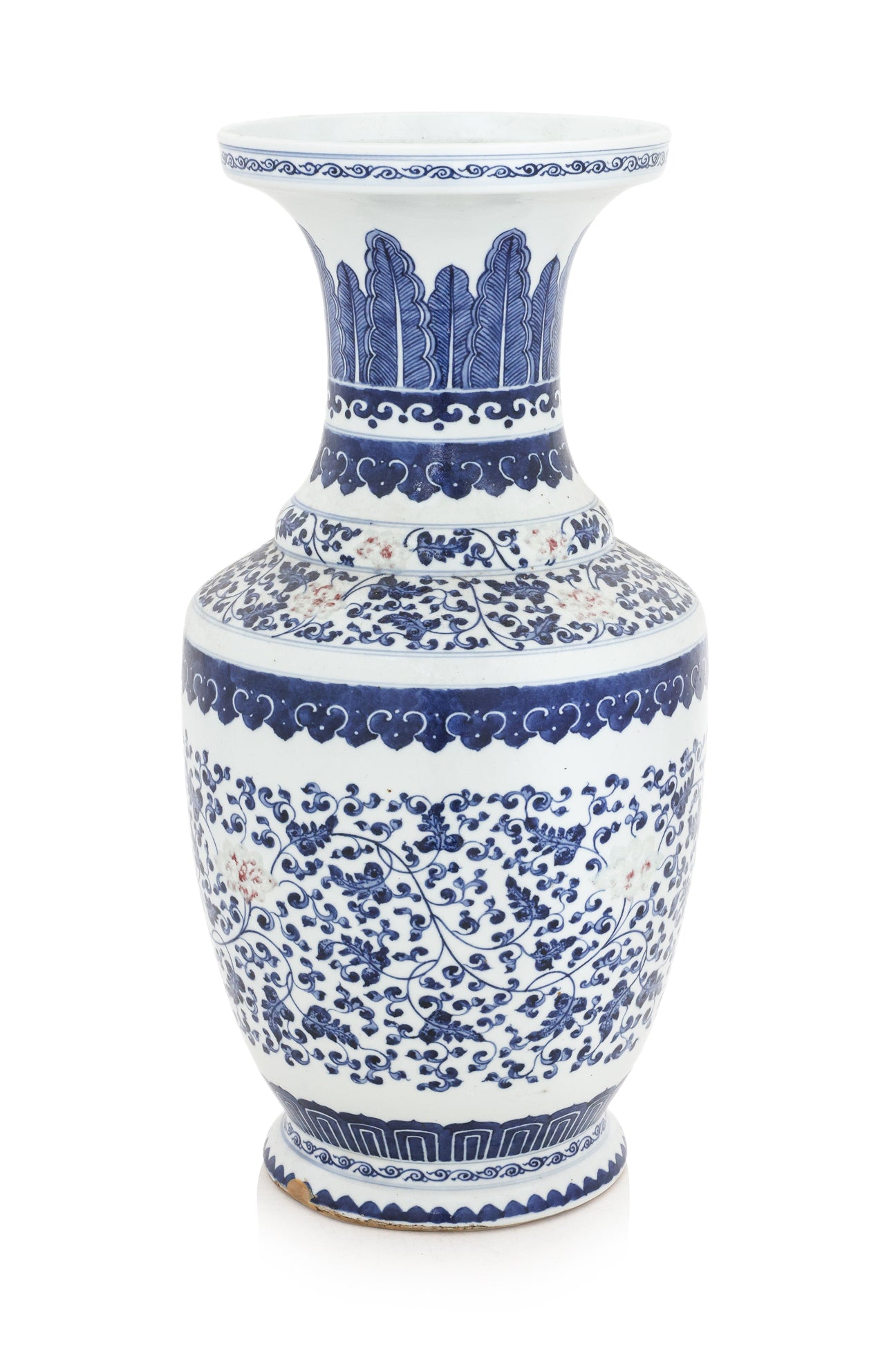 A LARGE BLUE WHITE AND RED UNDERGLAZE PORCELAIN VASE