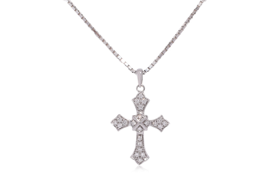 A DIAMOND 'CROSS' PENDANT ON CHAIN