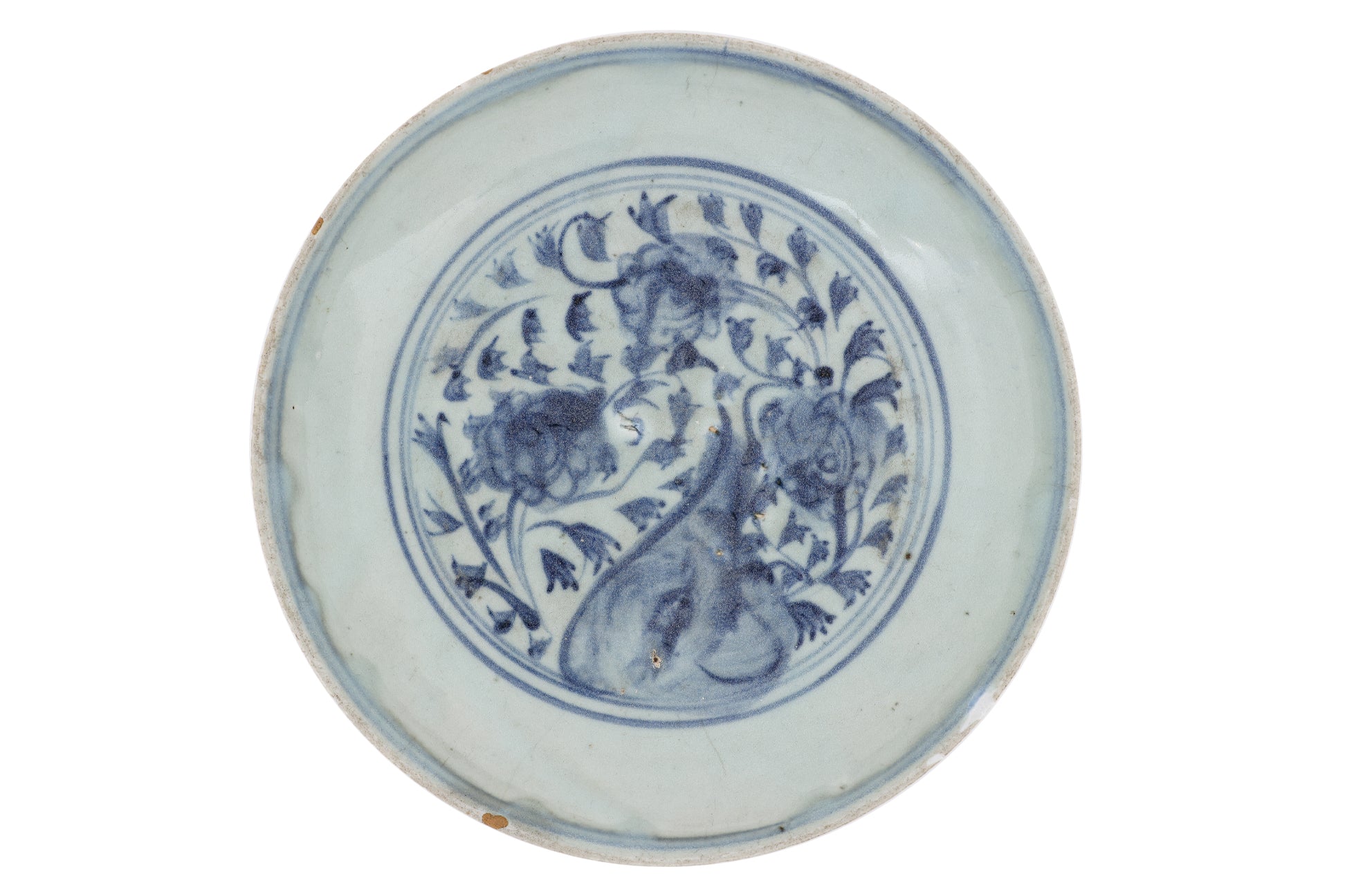 A BLUE AND WHITE PORCELAIN DISH